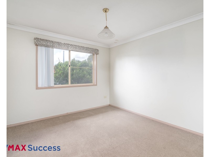 2/228 Mackenzie Street, Rangeville QLD 4350