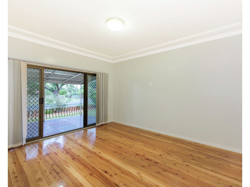 293B West Street, Harristown QLD 4350