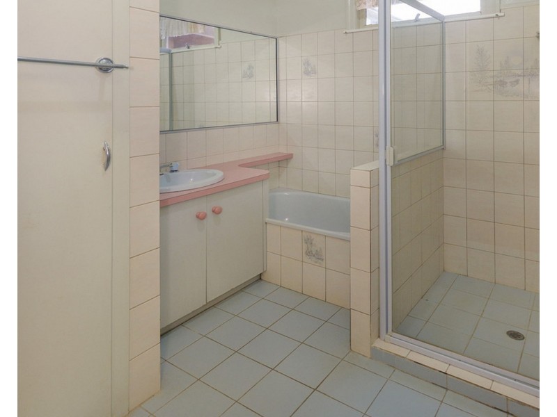 293B West Street, Harristown QLD 4350
