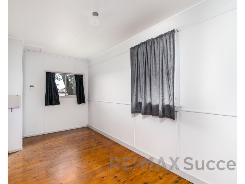 14 Hagan Street, North Toowoomba QLD 4350