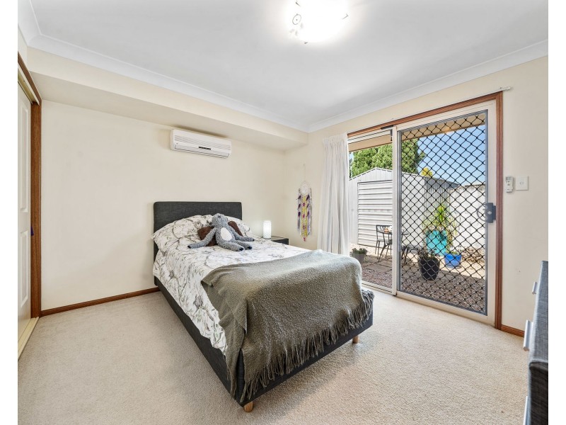 5 Shelton Crescent, Kearneys Spring QLD 4350