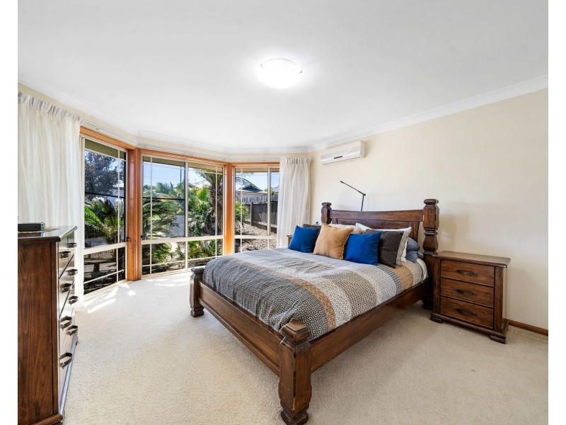 5 Shelton Crescent, Kearneys Spring QLD 4350