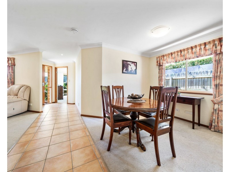 5 Shelton Crescent, Kearneys Spring QLD 4350