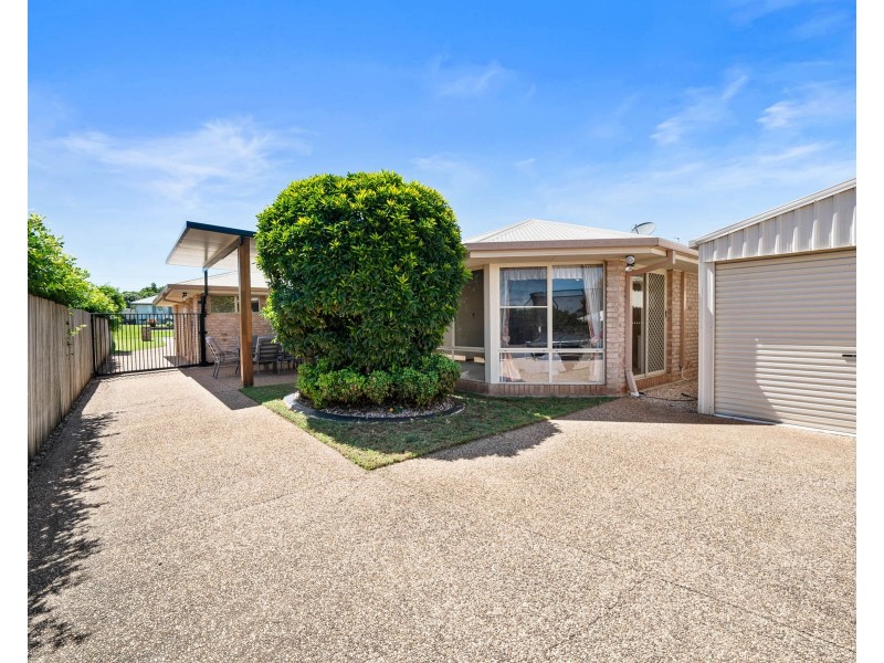 5 Shelton Crescent, Kearneys Spring QLD 4350