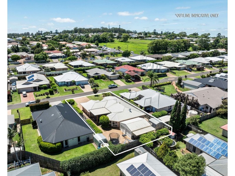 5 Shelton Crescent, Kearneys Spring QLD 4350