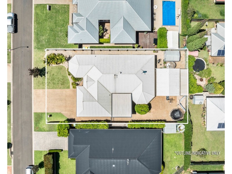 5 Shelton Crescent, Kearneys Spring QLD 4350