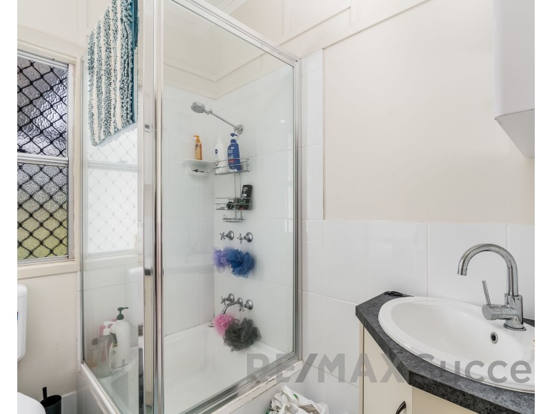 11 Dunkley Street, South Toowoomba QLD 4350