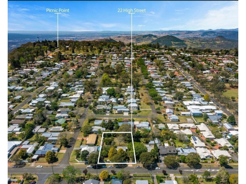 22 High Street, Rangeville QLD 4350