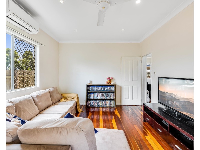 22 Merritt Street, Harristown QLD 4350