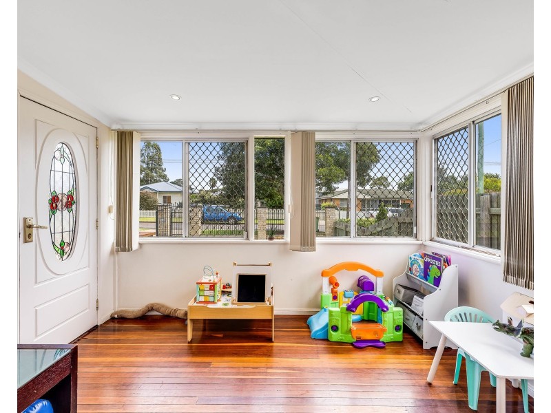 22 Merritt Street, Harristown QLD 4350
