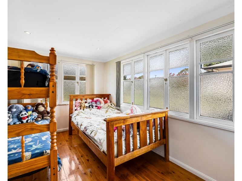 22 Merritt Street, Harristown QLD 4350