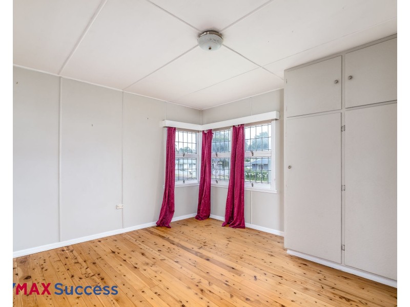 10 Teesdale Avenue, Newtown QLD 4350