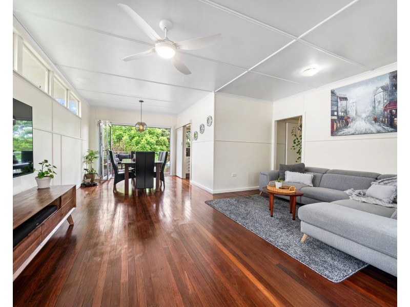 9 Erbacher Street, Centenary Heights QLD 4350