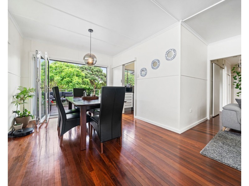 9 Erbacher Street, Centenary Heights QLD 4350