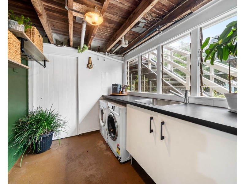 9 Erbacher Street, Centenary Heights QLD 4350