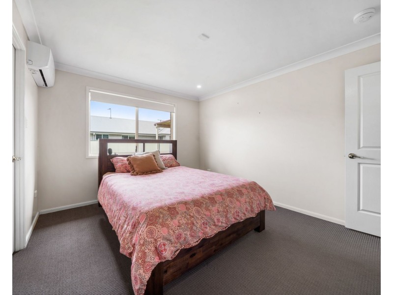 21 Gorman Street, Darling Heights QLD 4350