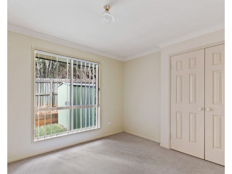4 Vanham Close, Middle Ridge QLD 4350