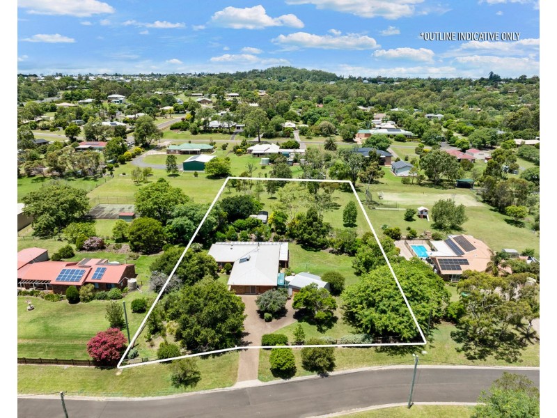 10 Pizzoni Road, Glenvale QLD 4350