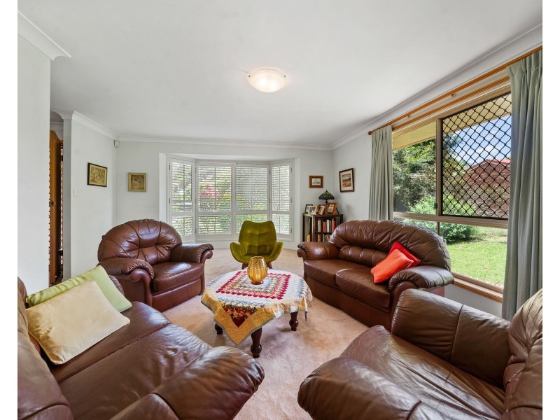 10 Pizzoni Road, Glenvale QLD 4350