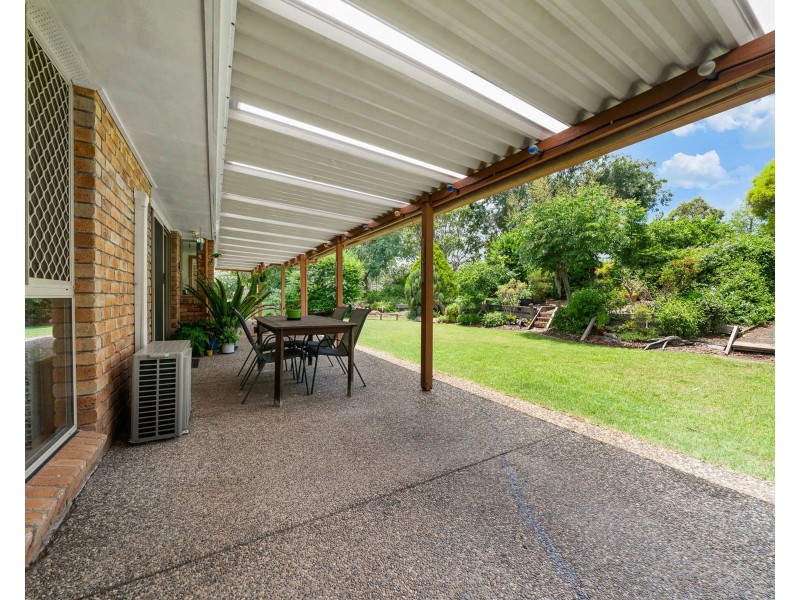 10 Pizzoni Road, Glenvale QLD 4350