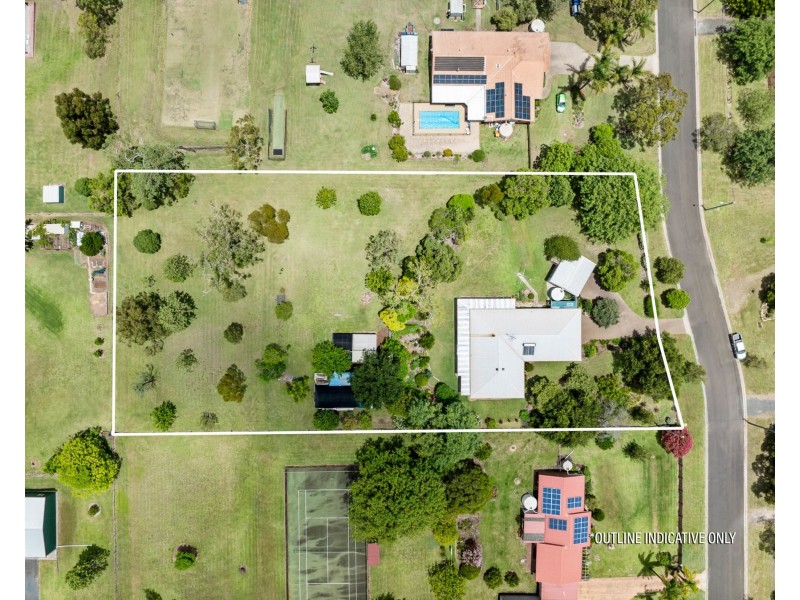 10 Pizzoni Road, Glenvale QLD 4350