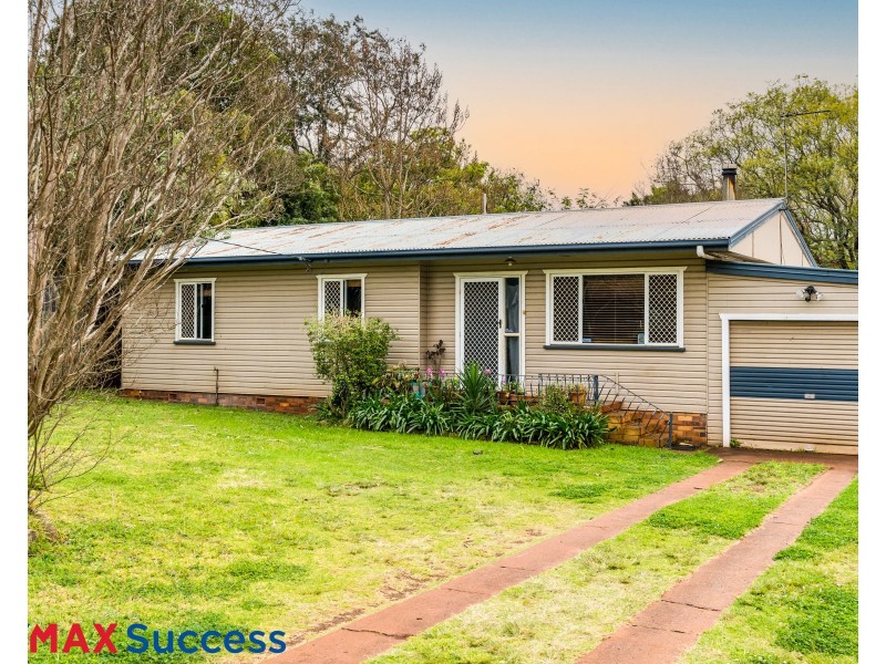 13 David Street, Rockville QLD 4350