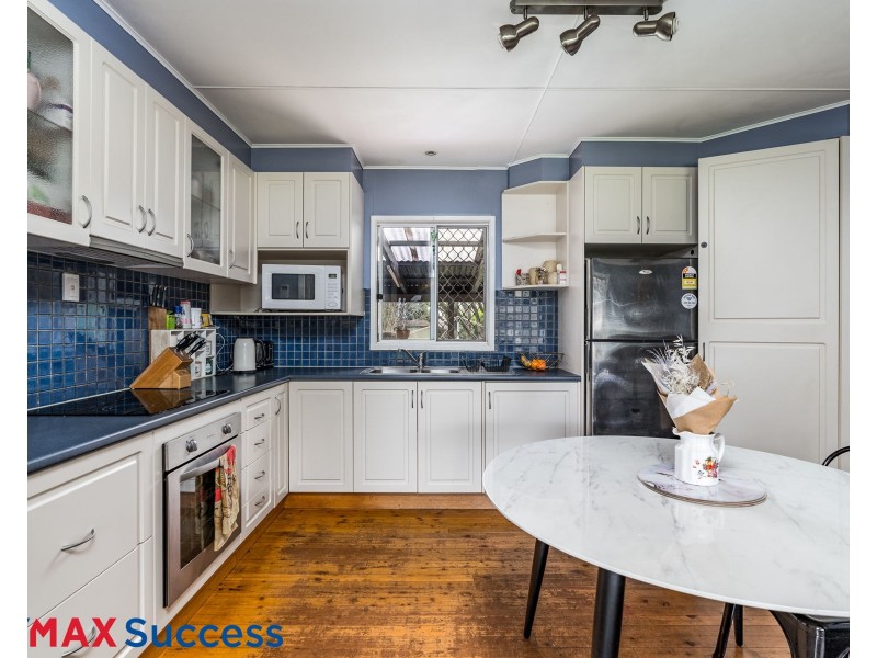 13 David Street, Rockville QLD 4350