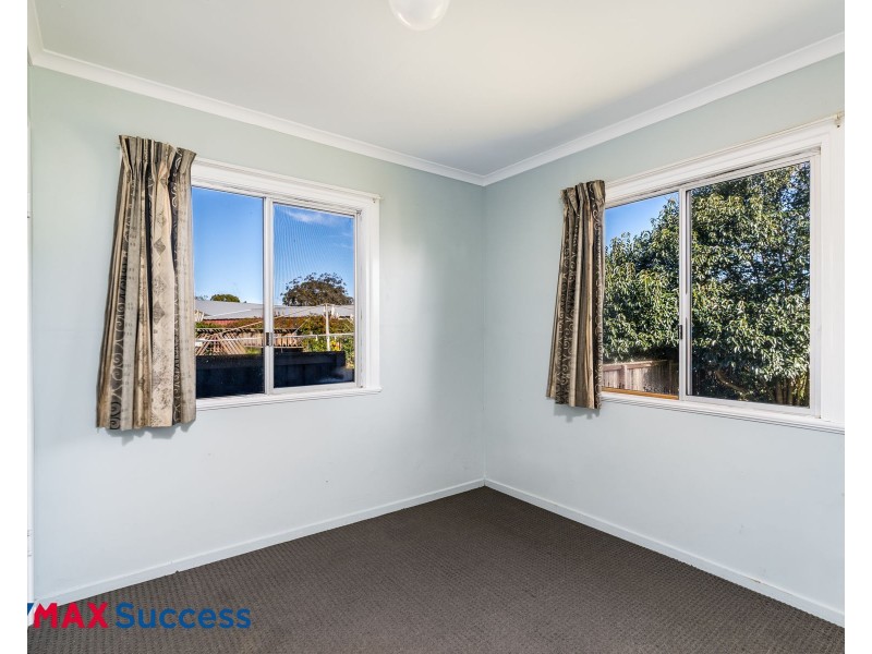 13 McIntyre Street, Centenary Heights QLD 4350