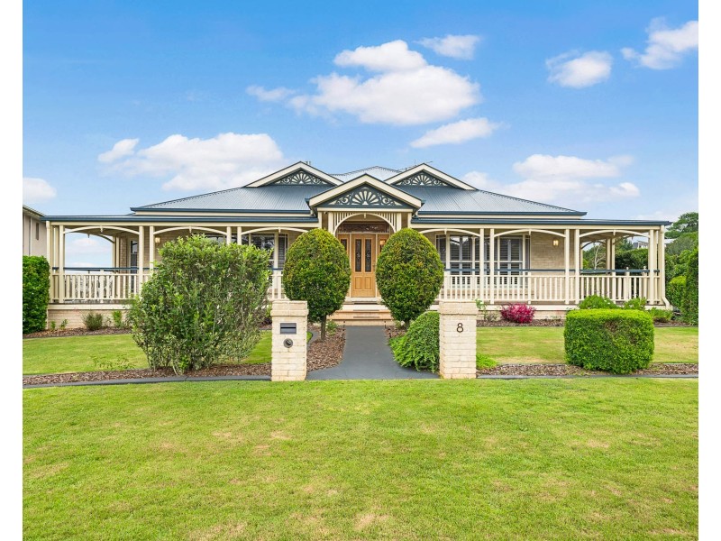 8 Dalston Court, Mount Lofty QLD 4350