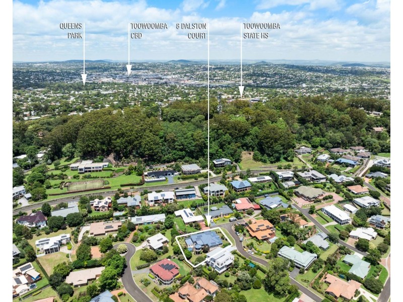8 Dalston Court, Mount Lofty QLD 4350