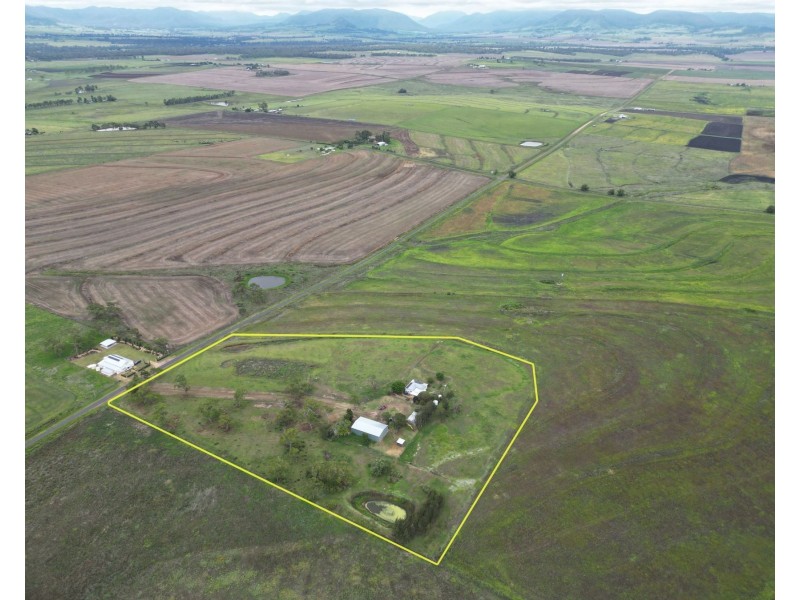 572 Roona Road, Junabee QLD 4370