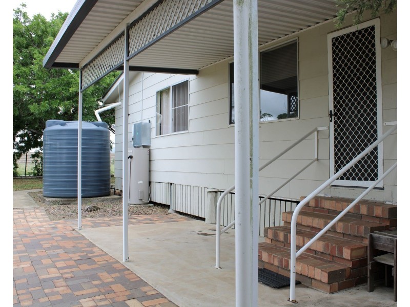 572 Roona Road, Junabee QLD 4370