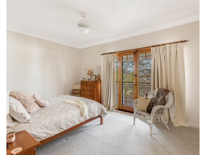 2/2 Sharon Court, Darling Heights QLD 4350