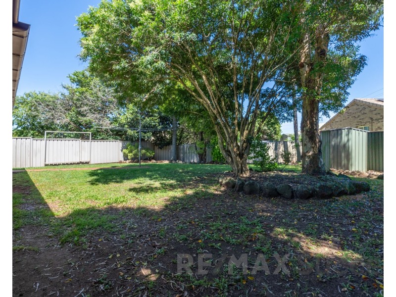 3 Blueberry Ash Court, Glenvale QLD 4350