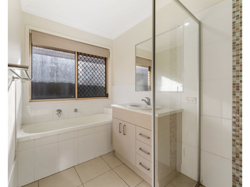 6 McMorrow Street, Kearneys Spring QLD 4350