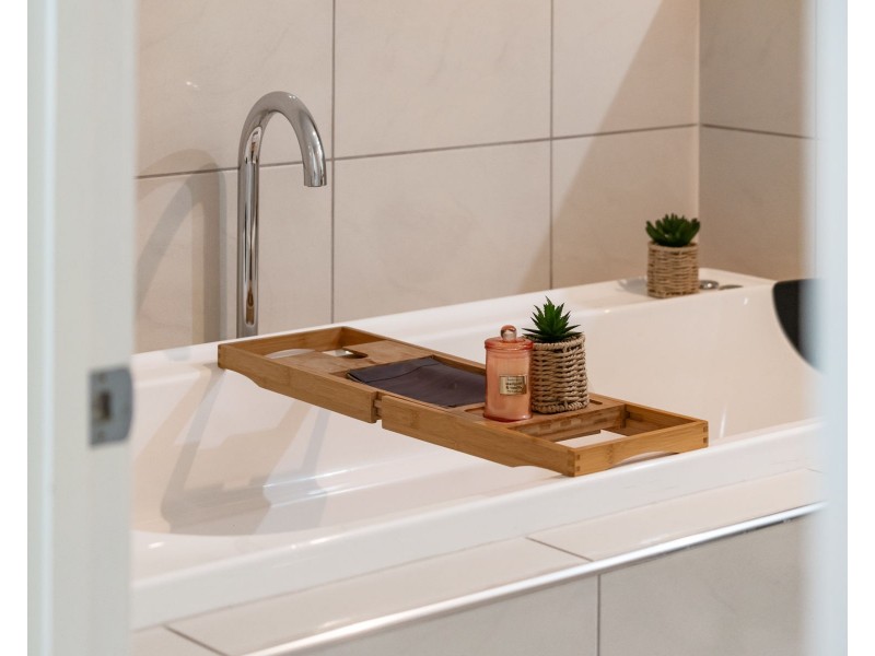 9 Gordon Crescent, Withcott QLD 4352