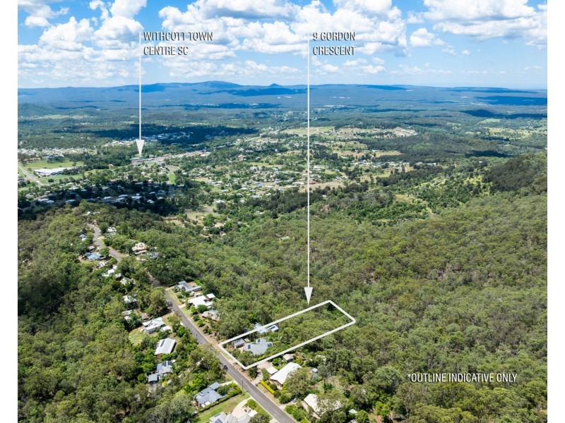 9 Gordon Crescent, Withcott QLD 4352