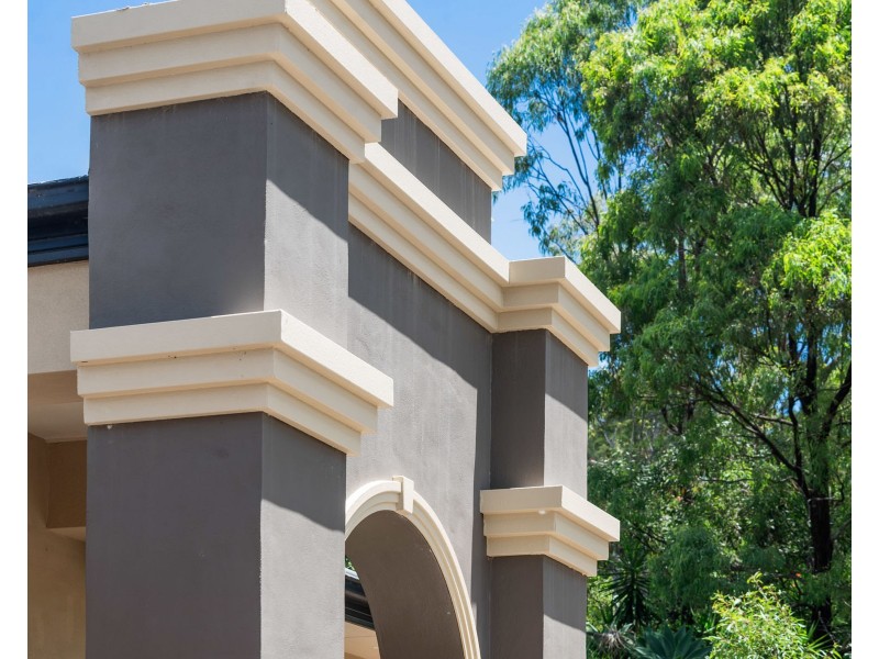 9 Gordon Crescent, Withcott QLD 4352