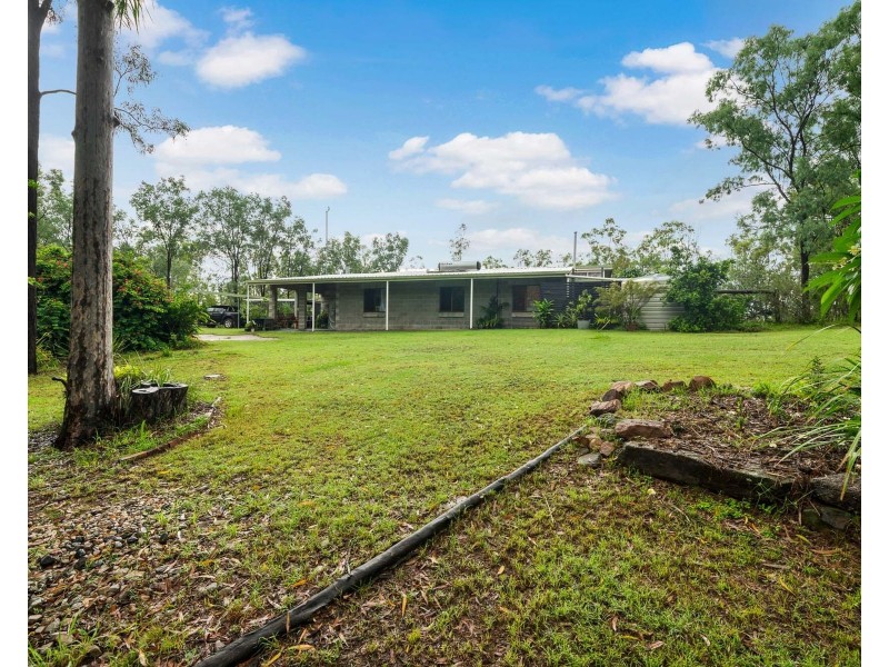 137 Koreelah Street, Upper Lockyer QLD 4352