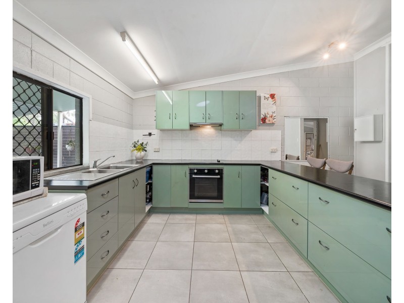 137 Koreelah Street, Upper Lockyer QLD 4352