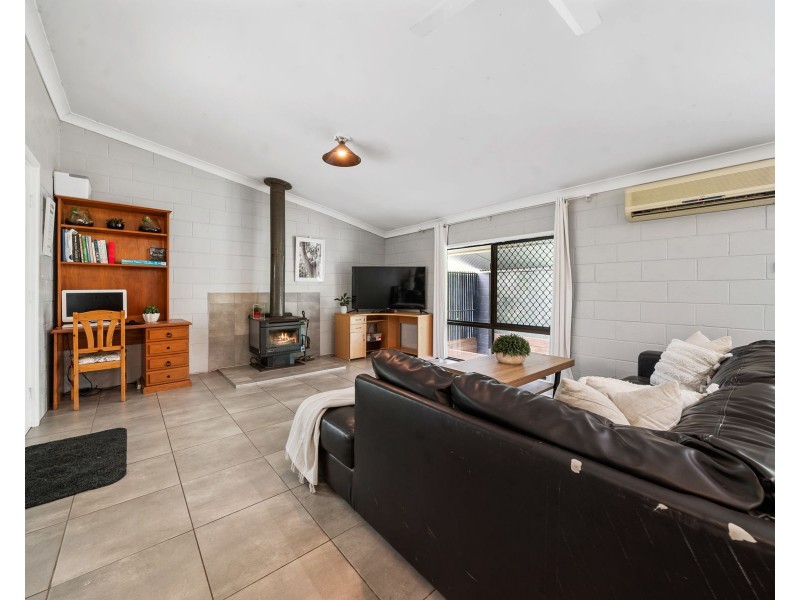 137 Koreelah Street, Upper Lockyer QLD 4352