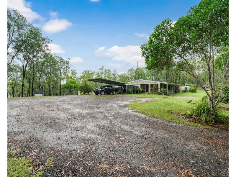 137 Koreelah Street, Upper Lockyer QLD 4352