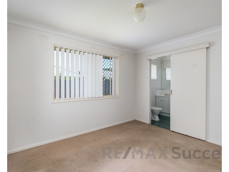 28 Wood Drive, Middle Ridge QLD 4350