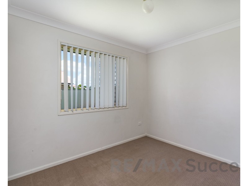 28 Wood Drive, Middle Ridge QLD 4350