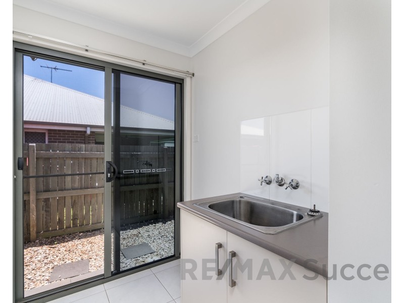 21 Opperman Drive, Kearneys Spring QLD 4350