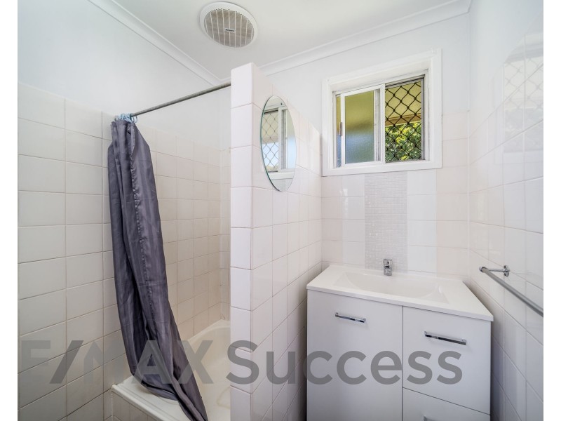 2/114 Curzon Street, Rangeville QLD 4350