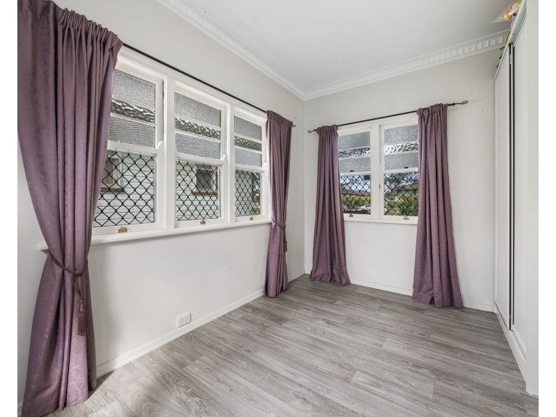 12 Rose Street, Wilsonton QLD 4350