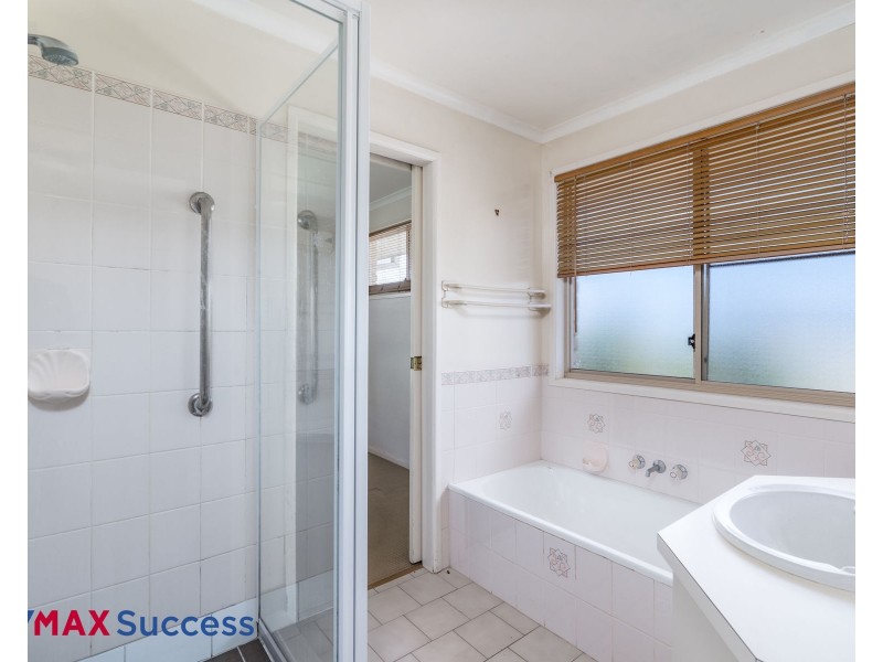 51 Dalzell Crescent, Darling Heights QLD 4350