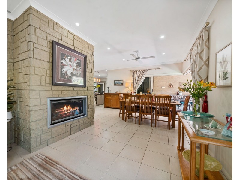 4 Jackson Close, Highfields QLD 4352