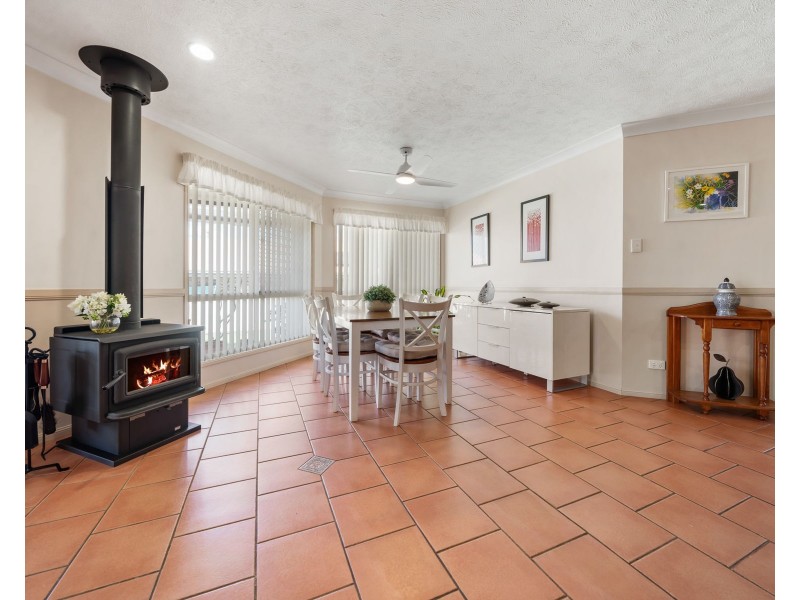 367 Spring Street, Kearneys Spring QLD 4350